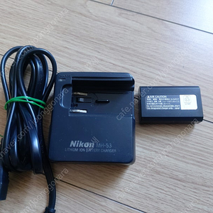 니콘 디카 충전기 및 배터리 이미지
