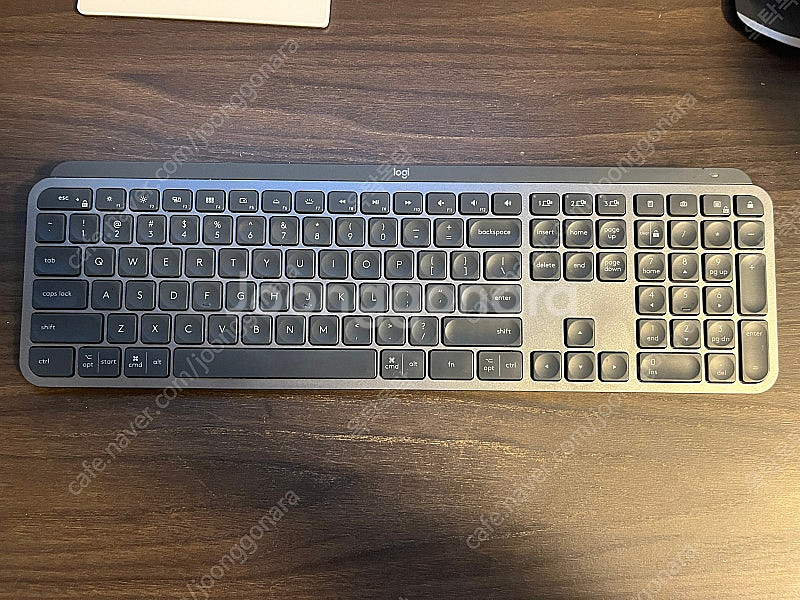 로지텍 키보드 mx keys--1