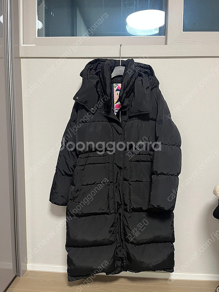 럭키슈에뜨 롱패딩--0