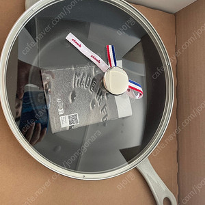 스타우브 데일리팬 화이트 트러플 26cm 주물냄비