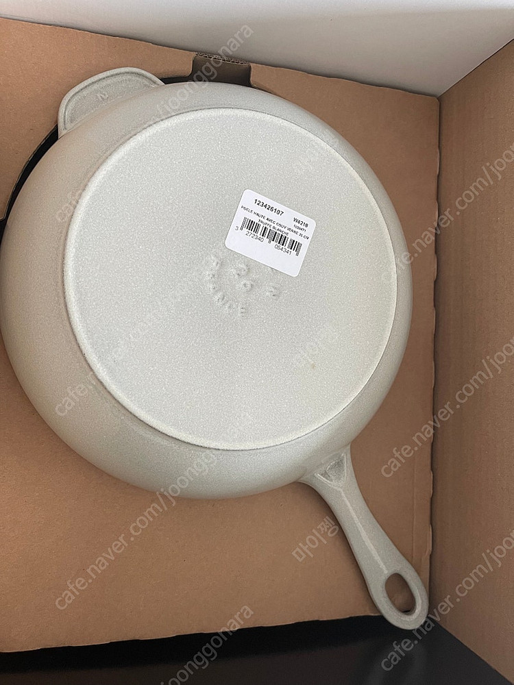 스타우브 데일리팬 화이트 트러플 26cm 주물냄비--4