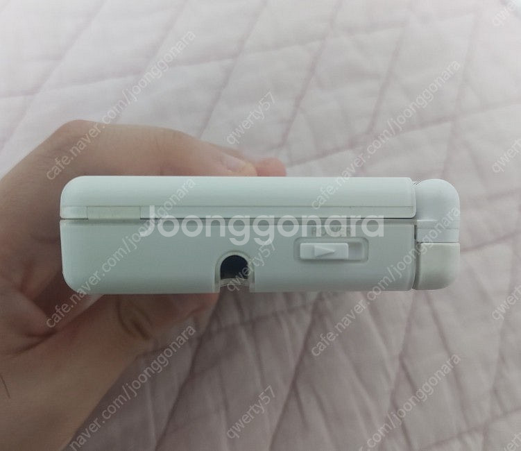 닌텐도 ds lite 판매합니다 (터치끊김 하자있음)--4
