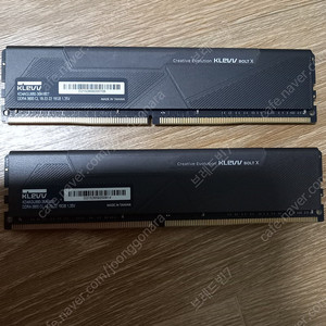 KLEVV DDR4-3600 CL18 BOLT X 32G(16G x 2) 팝니다