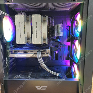 라이젠 7800X3D/ RTX4070 고사양 컴퓨터 본체 팝니다.
