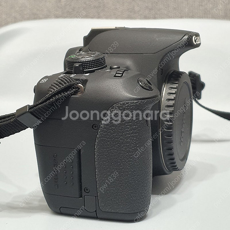 캐논 EOS 700D + 세로그립 (2,480컷)--5