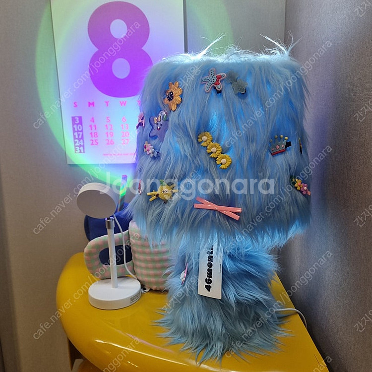 포식스먼스 퍼 조명--0