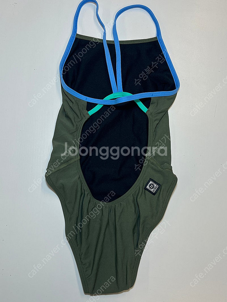 졸린 아미 페리 26--1