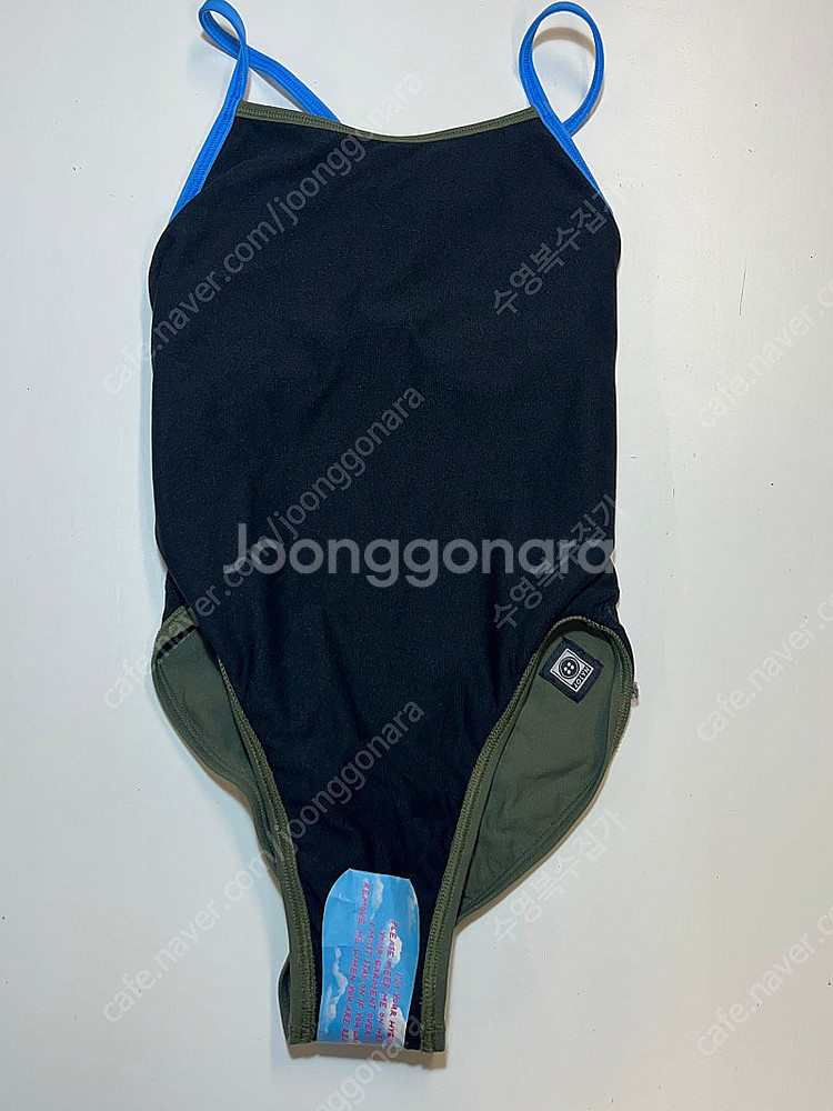 졸린 아미 페리 26--2