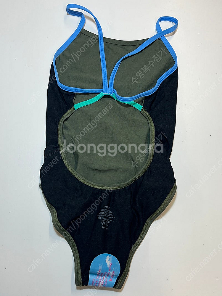 졸린 아미 페리 26--3