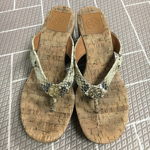 토리버치 뱀피 웨지 슬리퍼 샌들 245 / 랑방 마인 오브제 타임 럭키슈에뜨 산드로 마쥬 오르 시에 시스템