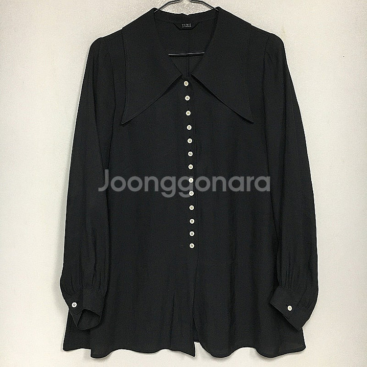 TIME 타임 빅카라 콩단추 블라우스 F / 랑방 마인...--0