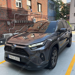 토요타 RAV4 5세대 2.5 2WD 하이브리드 XLE 렌트승계