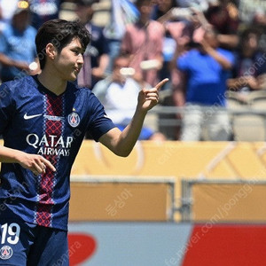 [L] 2025-26 PSG 파리생제르맹 홈 이강인 유니폼 (어센틱)