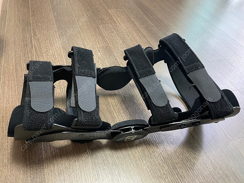 16. 블레드소 듀오 무릎보호대 좌측 엑스라지-라지(XL-L) 사이즈 이미지