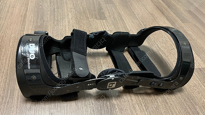 29. 블레드소 듀오 무릎보호대 좌측 라지(L) 사이즈 이미지