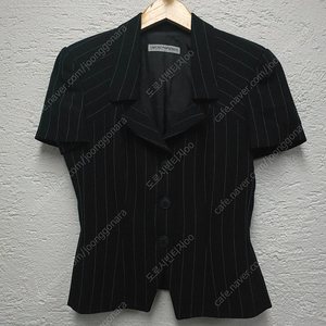 엠포리오 아르마니 반팔 스트라이프 숏 자켓