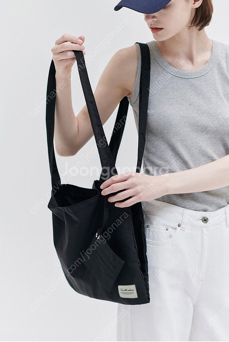 (새상품) 닐바이피 썸머 데일리 백 블랙--2