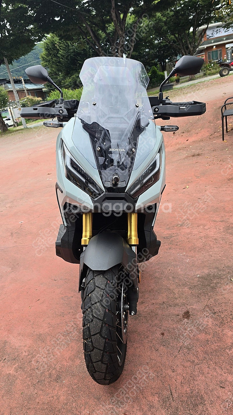 2024년식 혼다 X-ADV 750 신차급 오토바이 판매합니다.--0