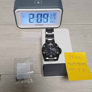 세이코5 SNZG 블랙메탈 오토매틱 판매합니다 (잘읽어주세요)