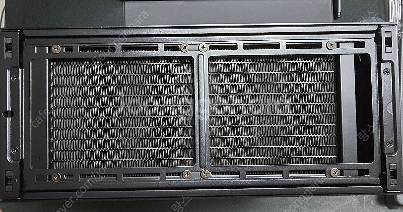 DAN A4-H2O SFF PC팝니다 (9600X, B...--3