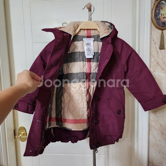 (110호) 4y. 버버리칠드런 누빔 내피 후드자켓 / 여아 몽클레어 키즈 구찌 펜디 디올 셀린느--2
