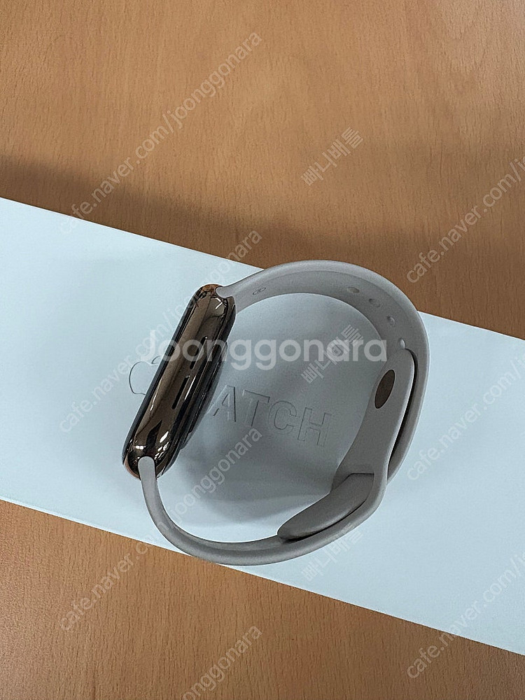 애플워치 4세대 골드스테인레스 스틸 LTE--1