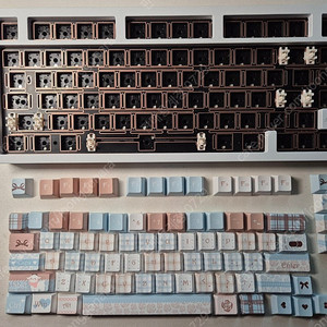 몬스터기어 위캣7 베어본 + 키캡 기계식 키보드