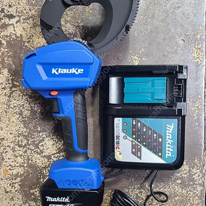새제품 클라우케 55 충전커터기 전동커터기 전선절단기 케이블커터기 충전압착기 전동압착기