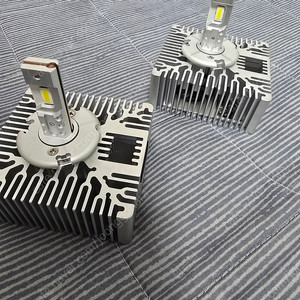 (급처) 제라이트 D5 6000K LED 전조등 2개 1세트입니다.(금액추가내림)