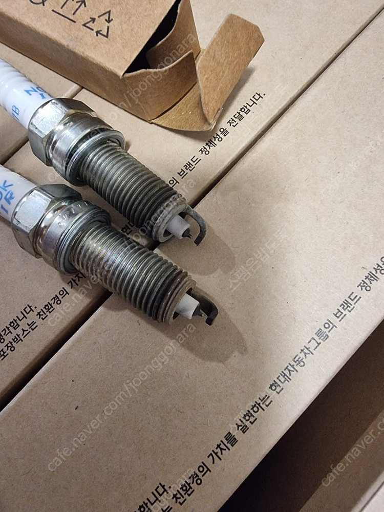 그랜져hg 3.0 6기통 점화플러그,코일 세트 3만km 중고 한대분2만원 판매합니다.--3