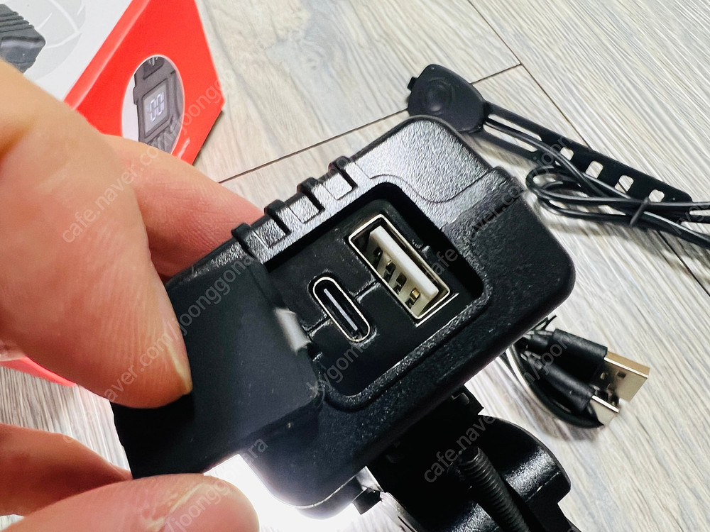 C타입 12구 자전거라이트(잔량확인가능)--6