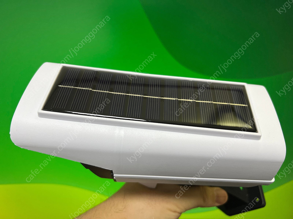 CCTV모양 태양광 무선 센서등 모션감지 옥외등 (리모컨 포함)--3