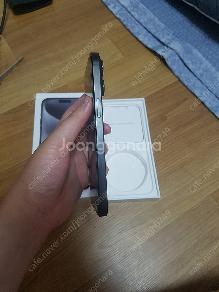 15프로맥스 256GB 티라늄 그레이 판매 (멍있음)--6