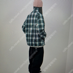 2425 어스투 double knee PNT (loose-Fit) 블랙 S사이즈 L사이즈 2개 각각 판매중