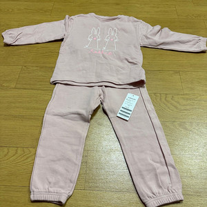 래핑차일드 토끼 상하복110 (새상품) 택포