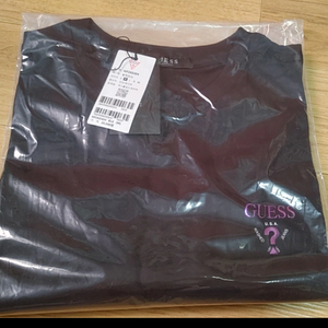 게스 신상 반팔티셔츠 M(공용)TAG정가29.000 반값