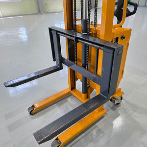 전동 스태커(SFEB-800) 팔아요