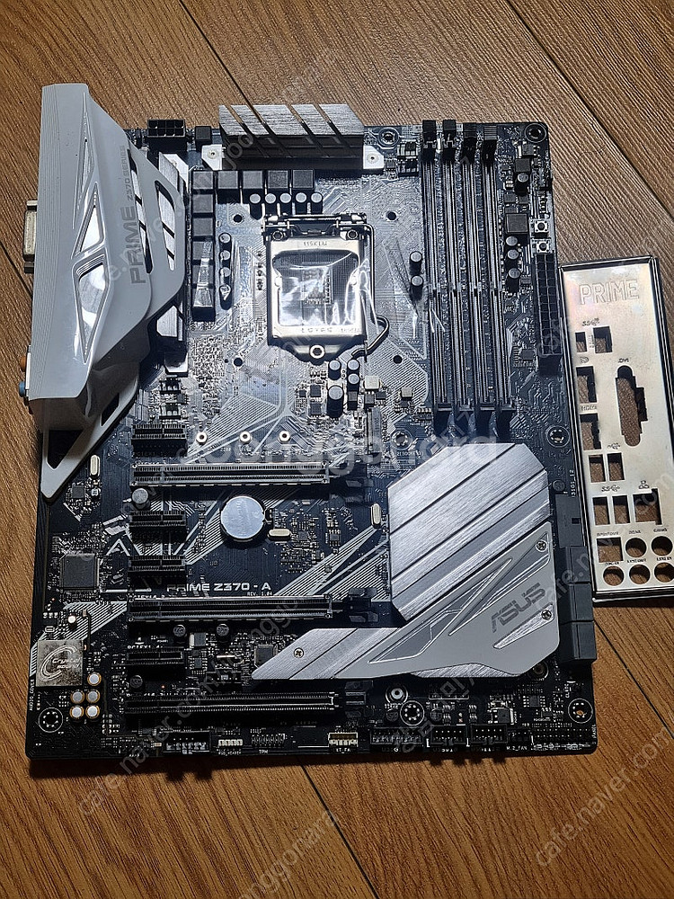 아수스z370 보드 i7-8700k 시피유--0