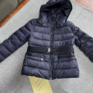 몽클레어 키즈패딩 10사이즈