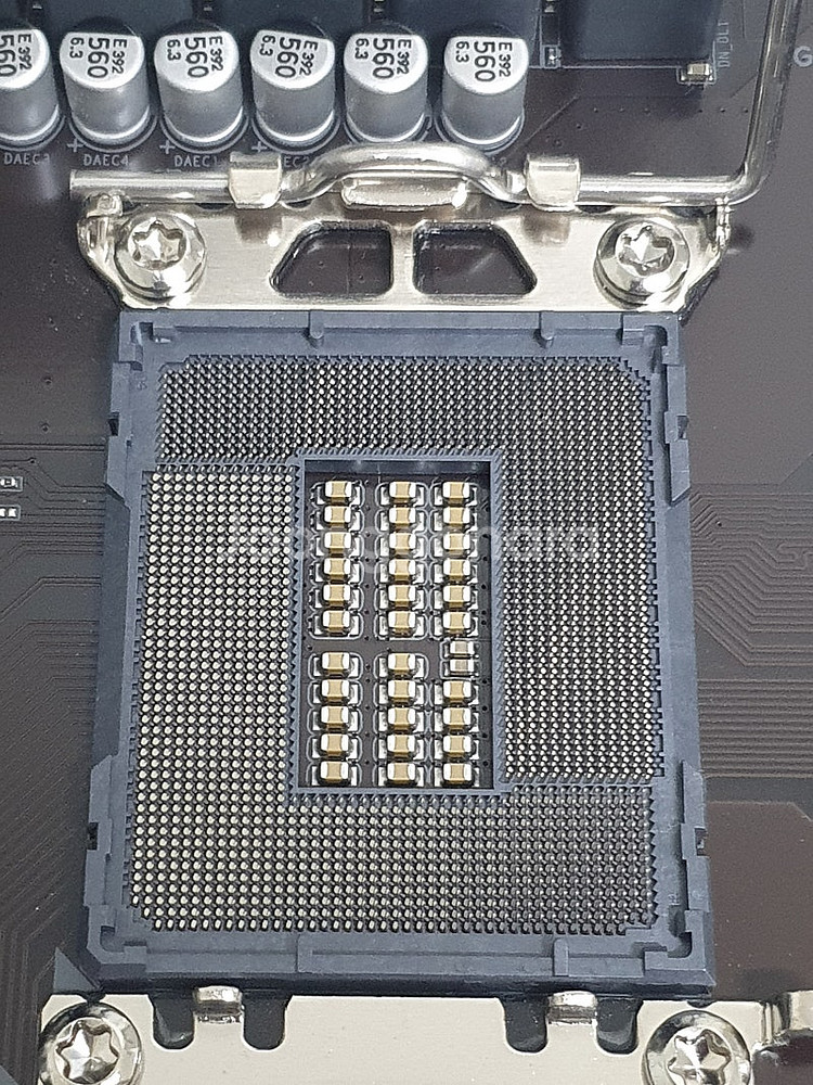 GIGABYTE B760M D2H--1