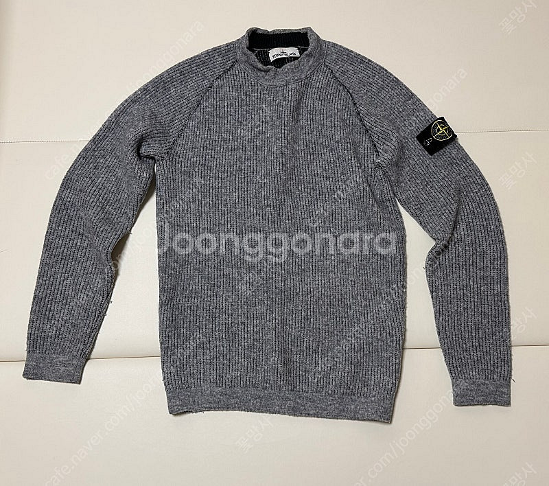 스톤아일랜드 니트 M사이즈--0