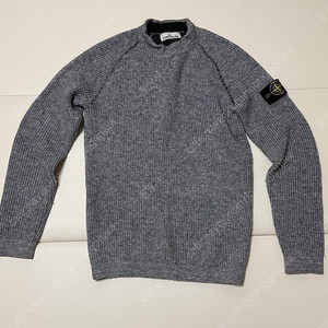 스톤아일랜드 니트 M사이즈