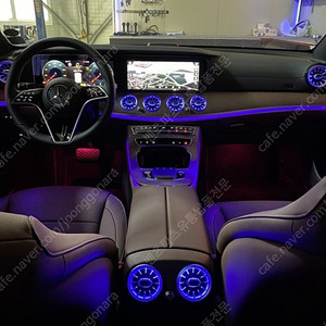 벤츠 송풍구 엠비언트 35만원. w213 e클래스 e220d e200 e300 e400 e63