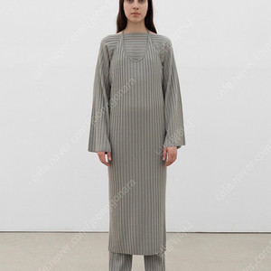 verso Silk Wool Pants(카키그레이) 베르소 실크울팬츠 새상품. le917 ugst 아모멘토 urbanic30 에토스 파르벵 hehr 모노하 vartist 비아플레인