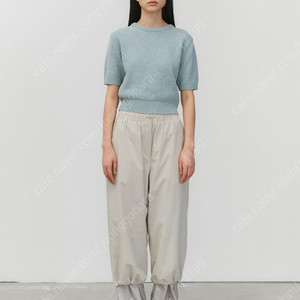 아모멘토 백 컷아웃 풀오버