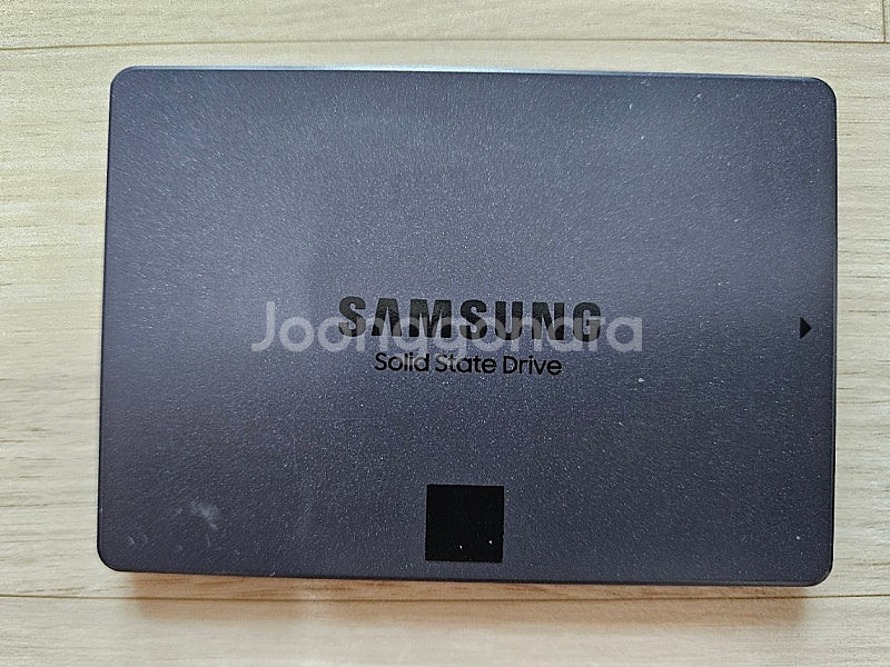 삼성 870QVO 1TB SSD--1