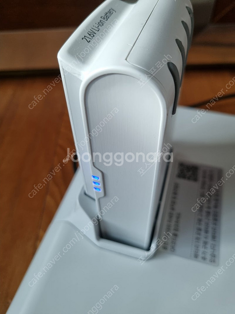 삼성 무선청소기 제트(배터리2개)(VS15R8500BF--4