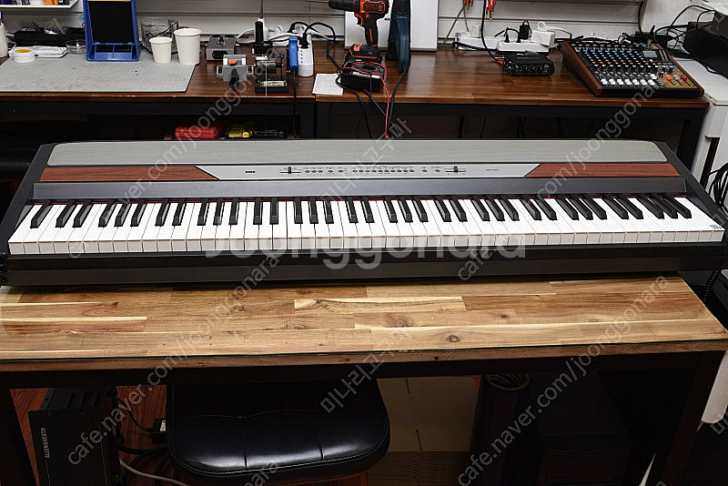 KORG SP-250--0