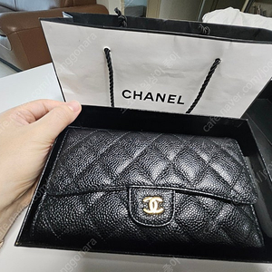 샤넬 중지갑 블랙 캐비어 지갑