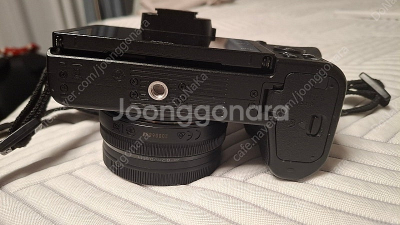 니콘 Z50 바디 + DX 16-50 렌즈 판매합니다. 총2대있어요, 바디킷 1세트, 바디+렌즈킷 1세트--5